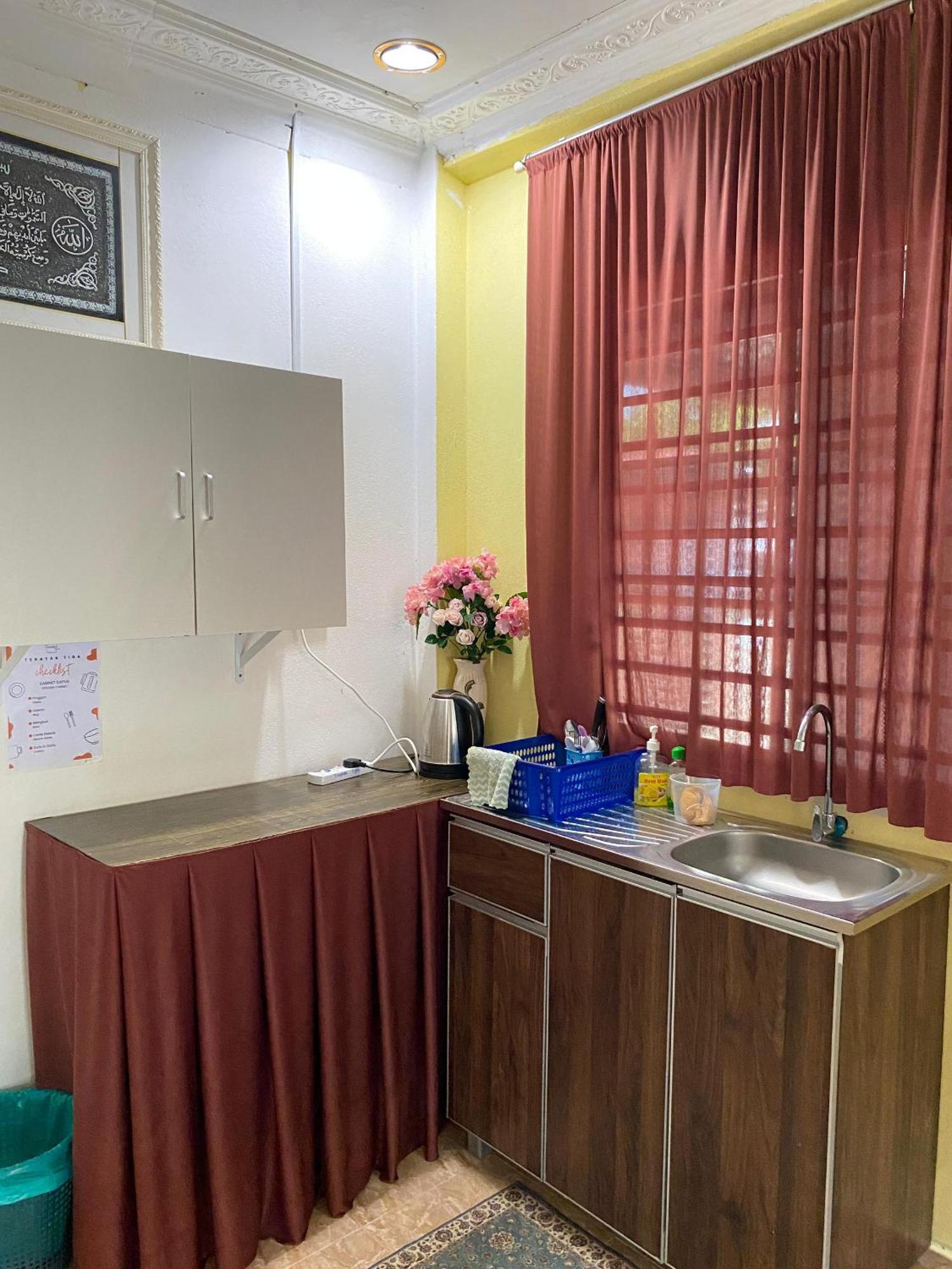 Teratak Tiga Homestay Padang Besar Kaki Bukit Exterior foto